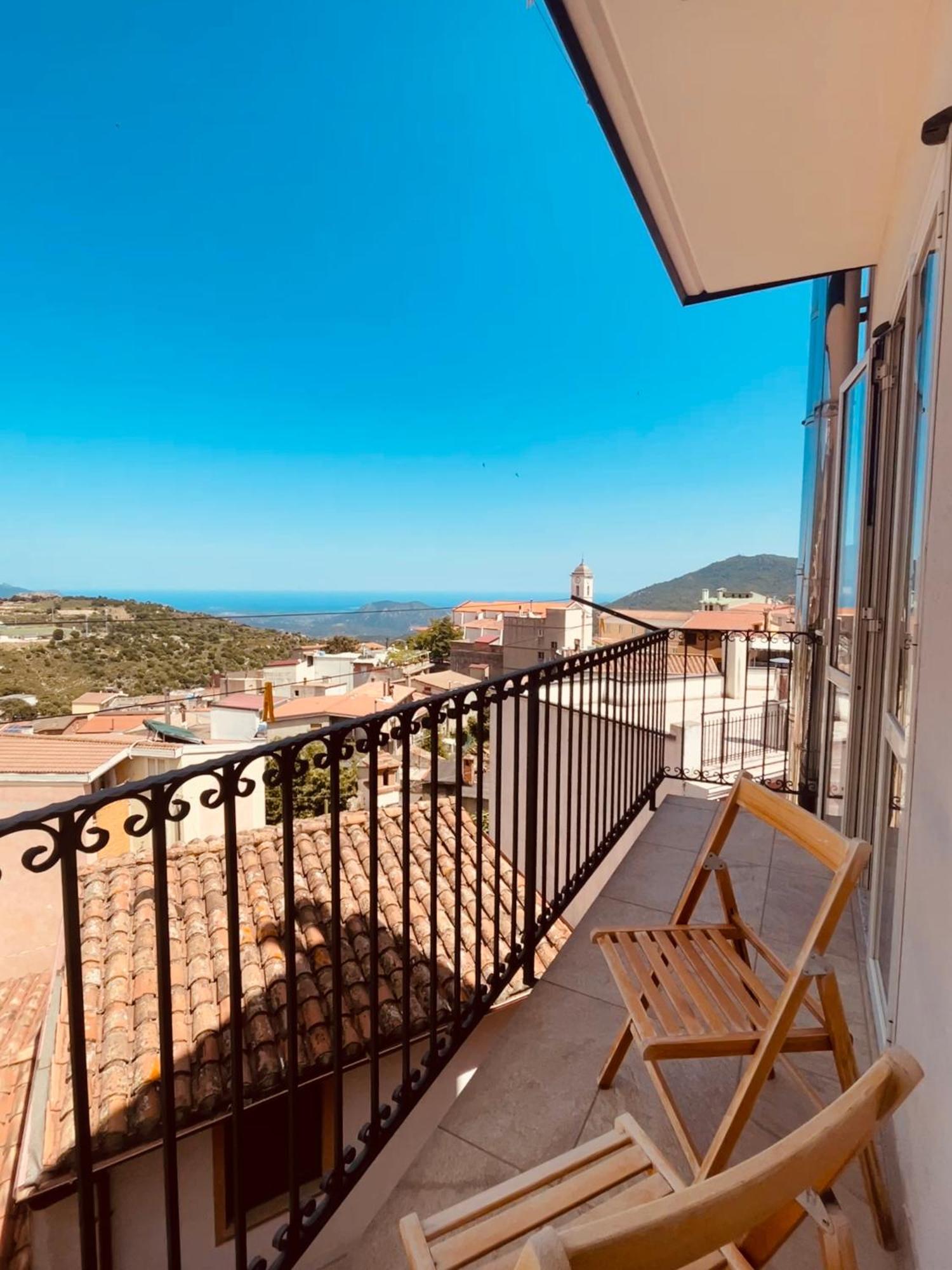 B&B Aria Ona Villagrande Strisaili 外观 照片