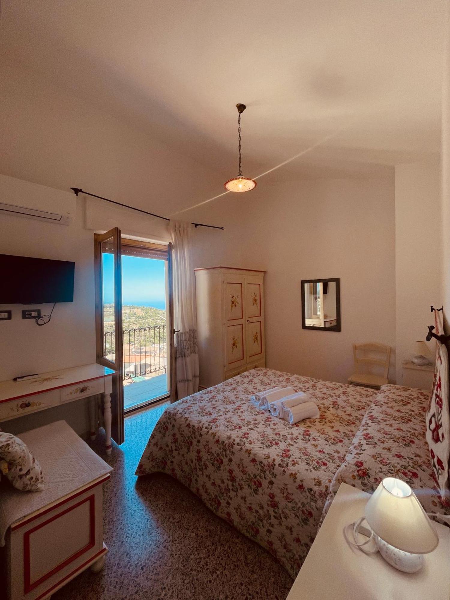 B&B Aria Ona Villagrande Strisaili 外观 照片
