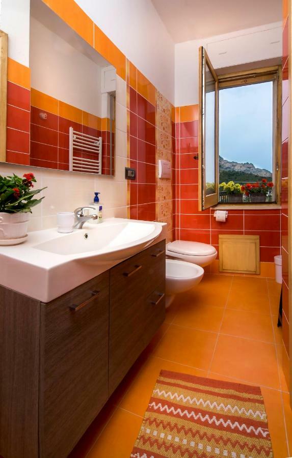 B&B Aria Ona Villagrande Strisaili 外观 照片