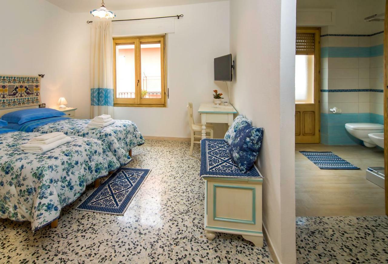 B&B Aria Ona Villagrande Strisaili 外观 照片