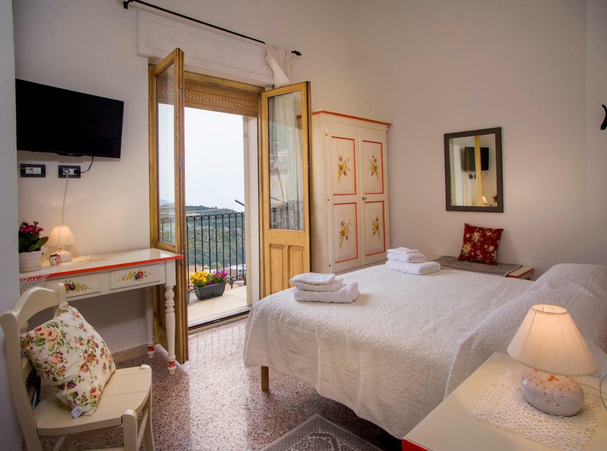 B&B Aria Ona Villagrande Strisaili 外观 照片