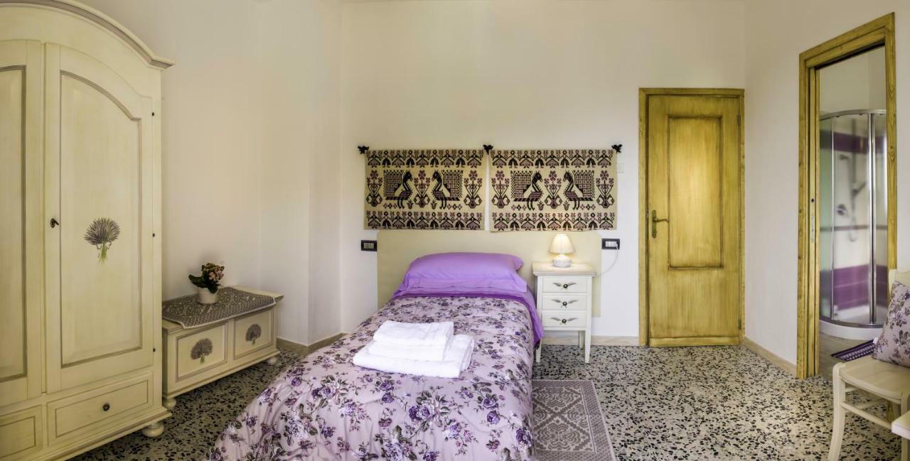 B&B Aria Ona Villagrande Strisaili 外观 照片