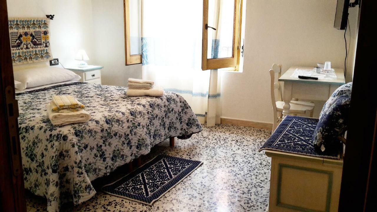 B&B Aria Ona Villagrande Strisaili 外观 照片