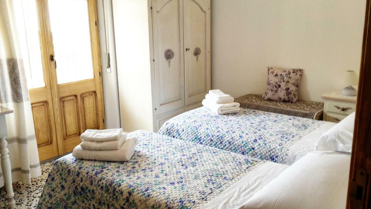 B&B Aria Ona Villagrande Strisaili 外观 照片